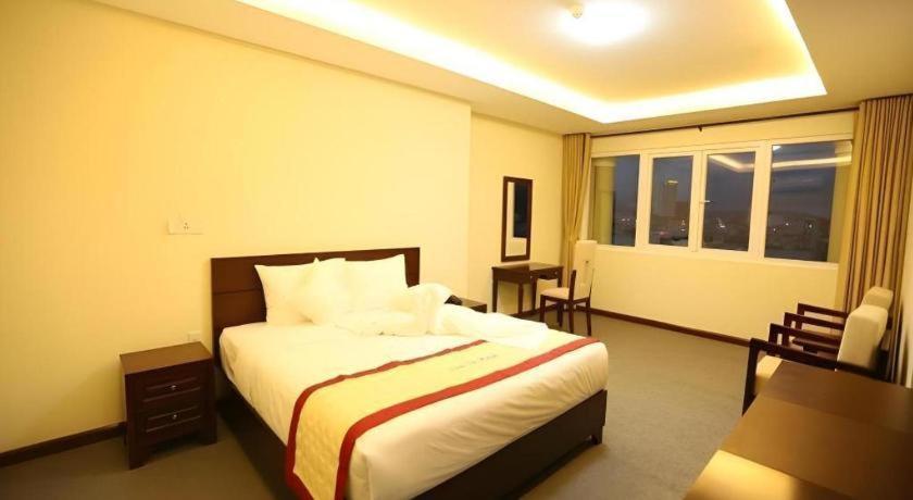 Tien Sa Hotel Da Nang Bagian luar foto